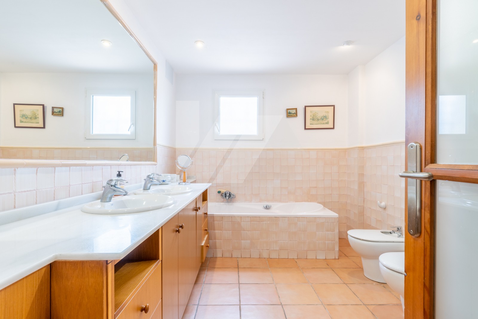 Villa de lujo en venta en Moraira, Pla del Mar, con vistas al mar.