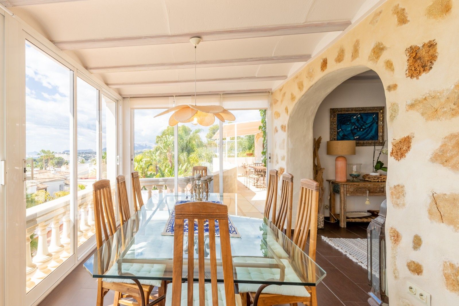 Villa de lujo en venta en Moraira, Pla del Mar, con vistas al mar.