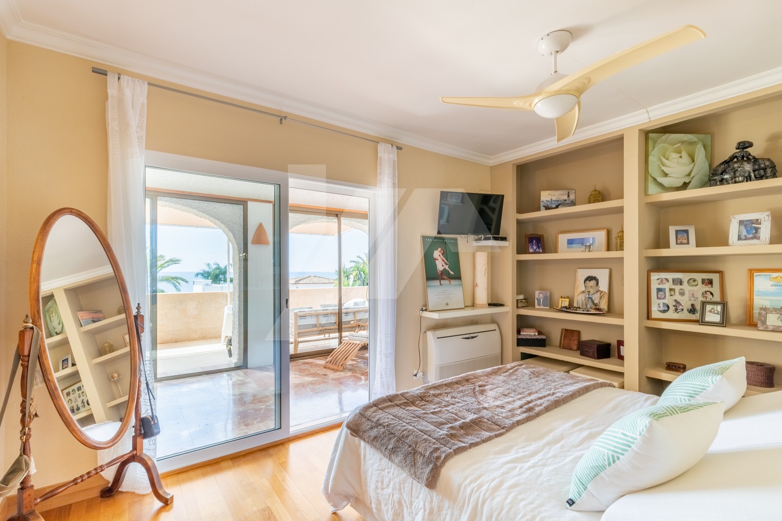 Villa de lujo en venta en Moraira, Pla del Mar, con vistas al mar.