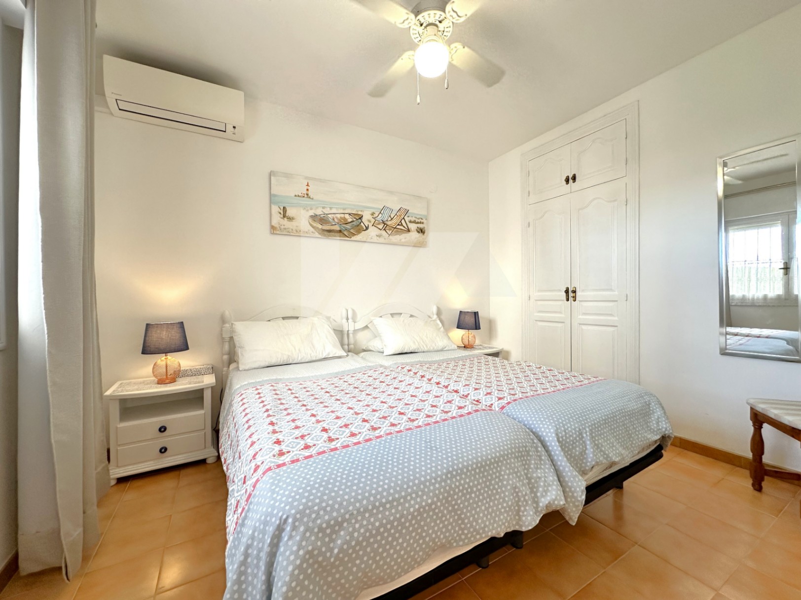 Bungalow con vistas al mar en venta en Moraira, Costa Blanca.