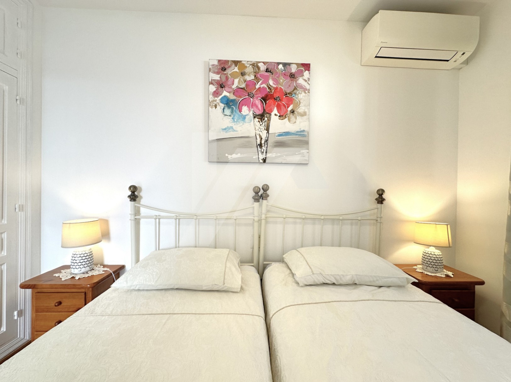 Bungalow con vistas al mar en venta en Moraira, Costa Blanca.