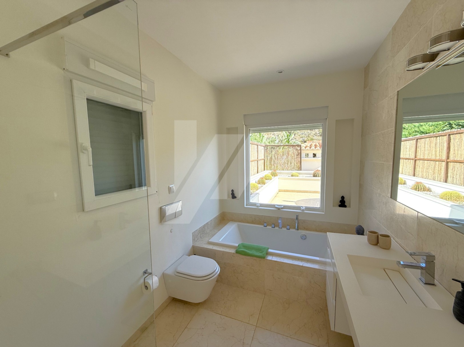 villa de Lujo en venta en Moraira, costa blanca.