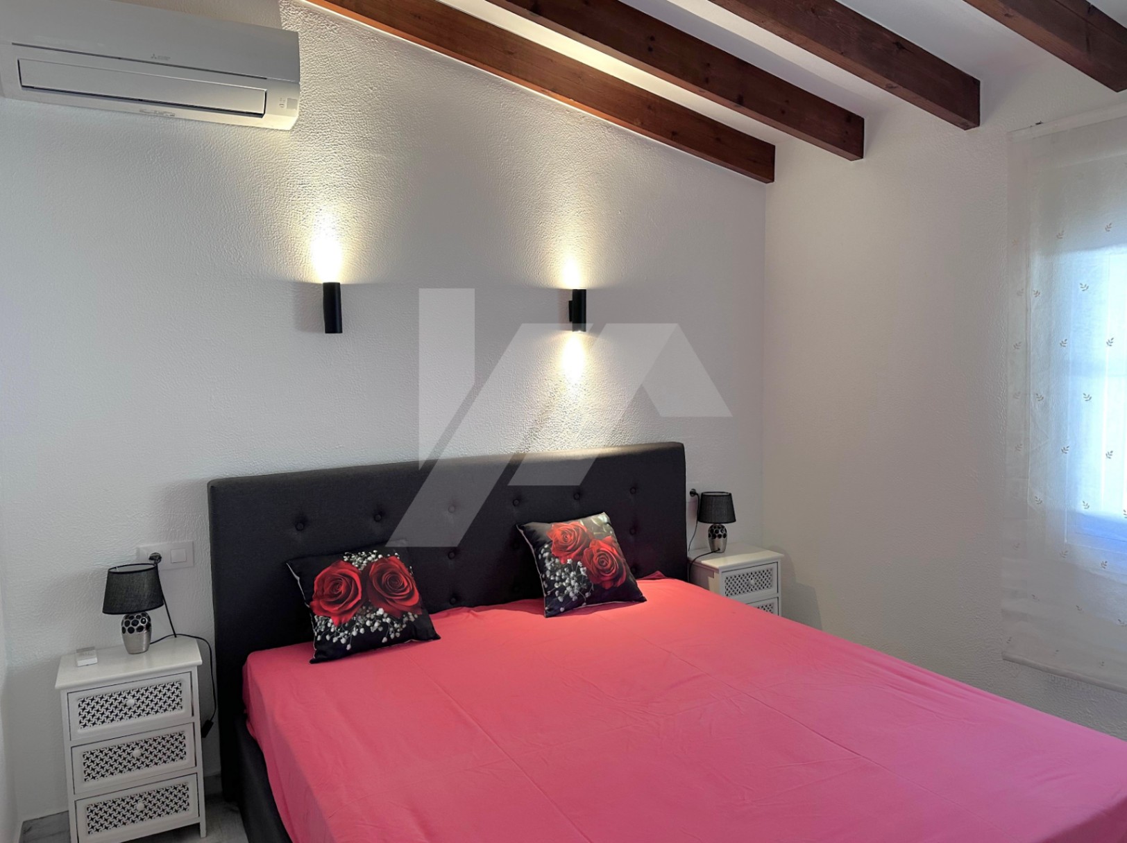 Villa con vistas al mar en venta en Moraira, costa blanca.