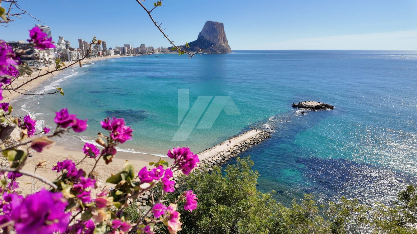 Villa de lujo con vistas al mar en venta en Calpe, Costa Blanca.