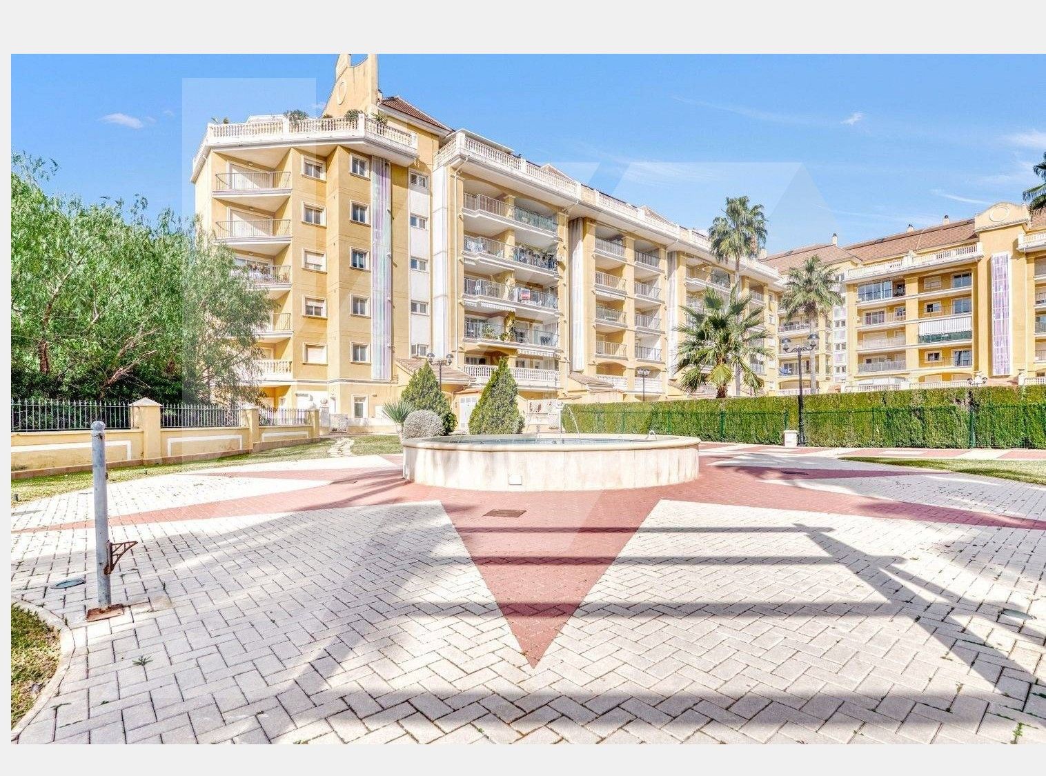 Ático con piscina en venta en Denia, Costa Blanca.
