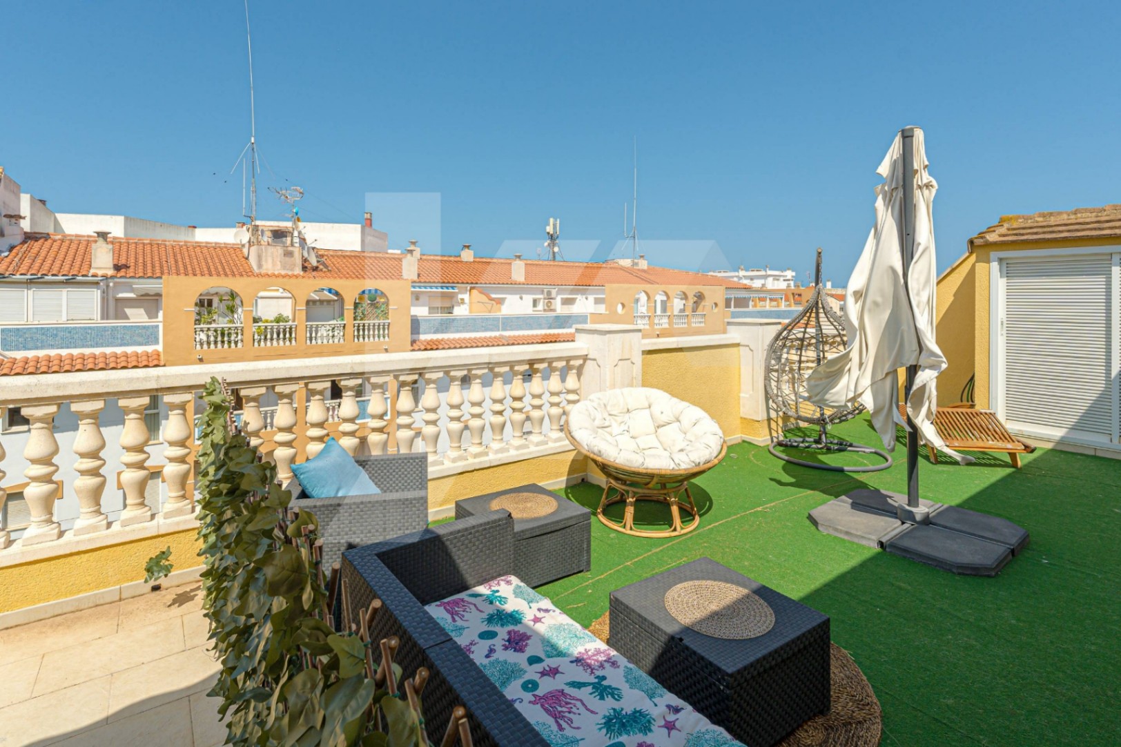 Ático con piscina en venta en Denia, Costa Blanca.