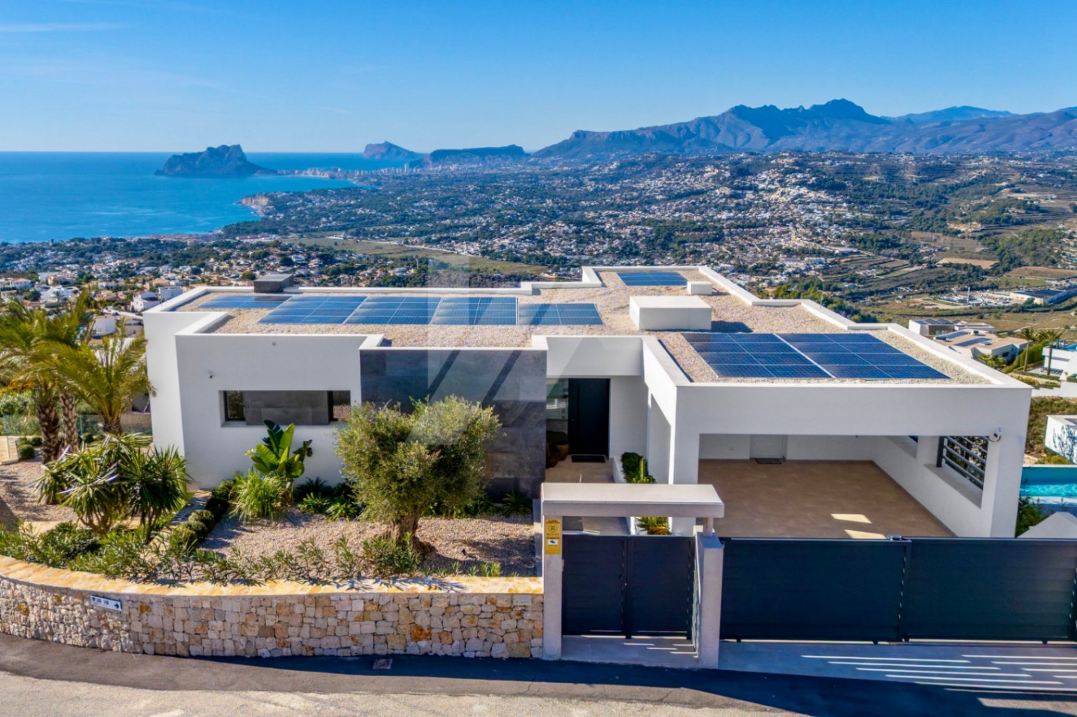 Villa de Lujo Exclusiva con vistas al mar en venta en Benitachell, Costa Blanca.