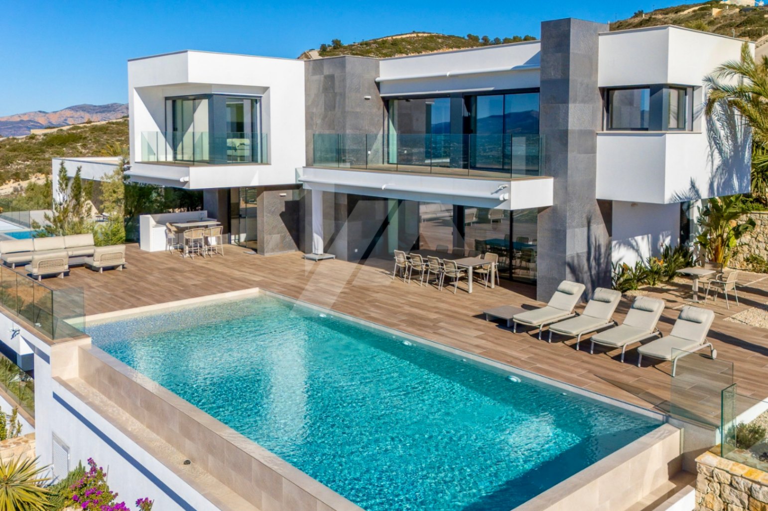 Villa de Lujo Exclusiva con vistas al mar en venta en Benitachell, Costa Blanca.