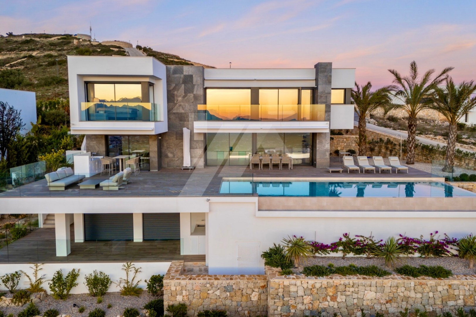 Villa de Lujo Exclusiva con vistas al mar en venta en Benitachell, Costa Blanca.