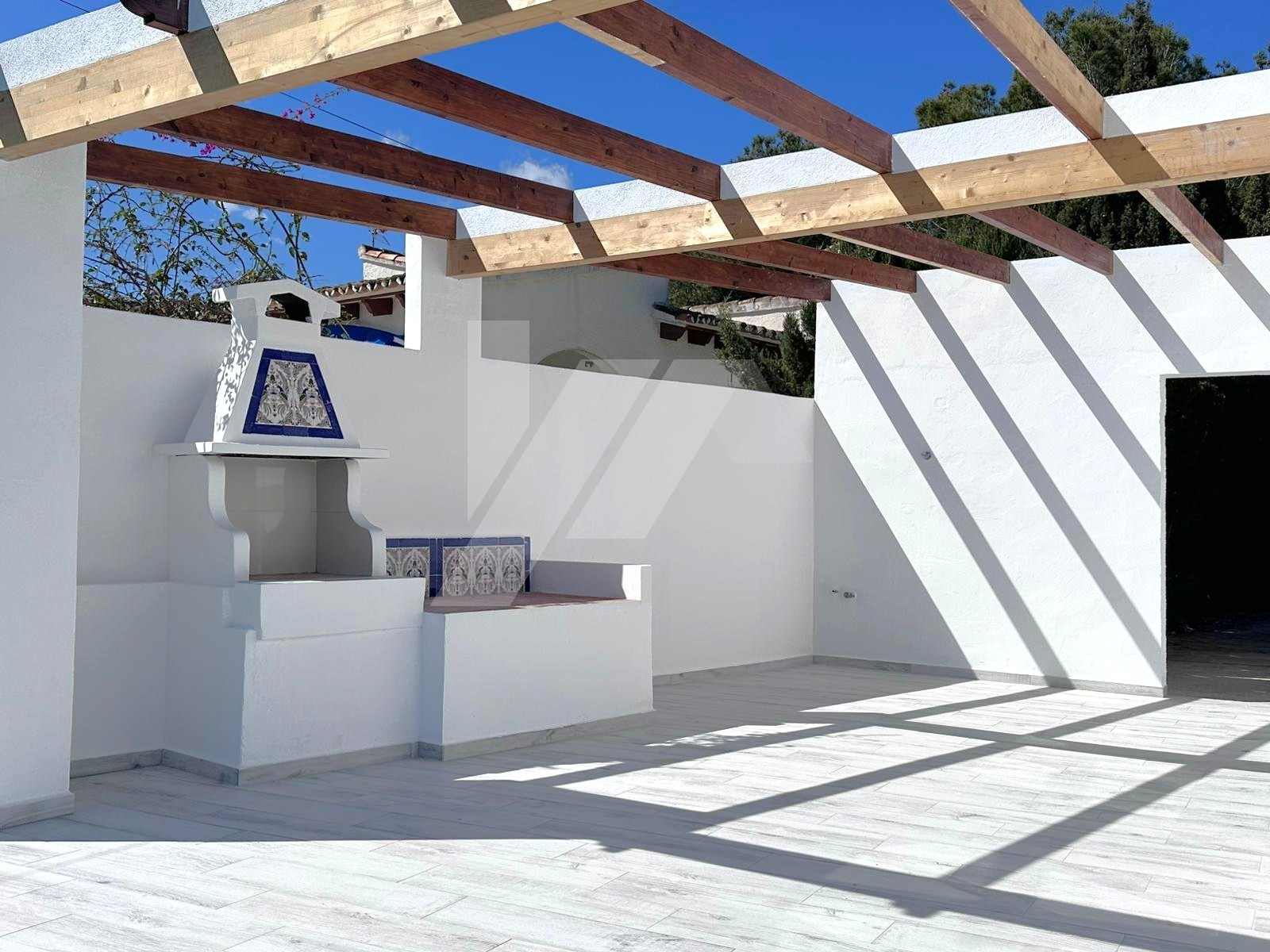 Villa con vistas al mar en venta en Moraira, costa blanca.