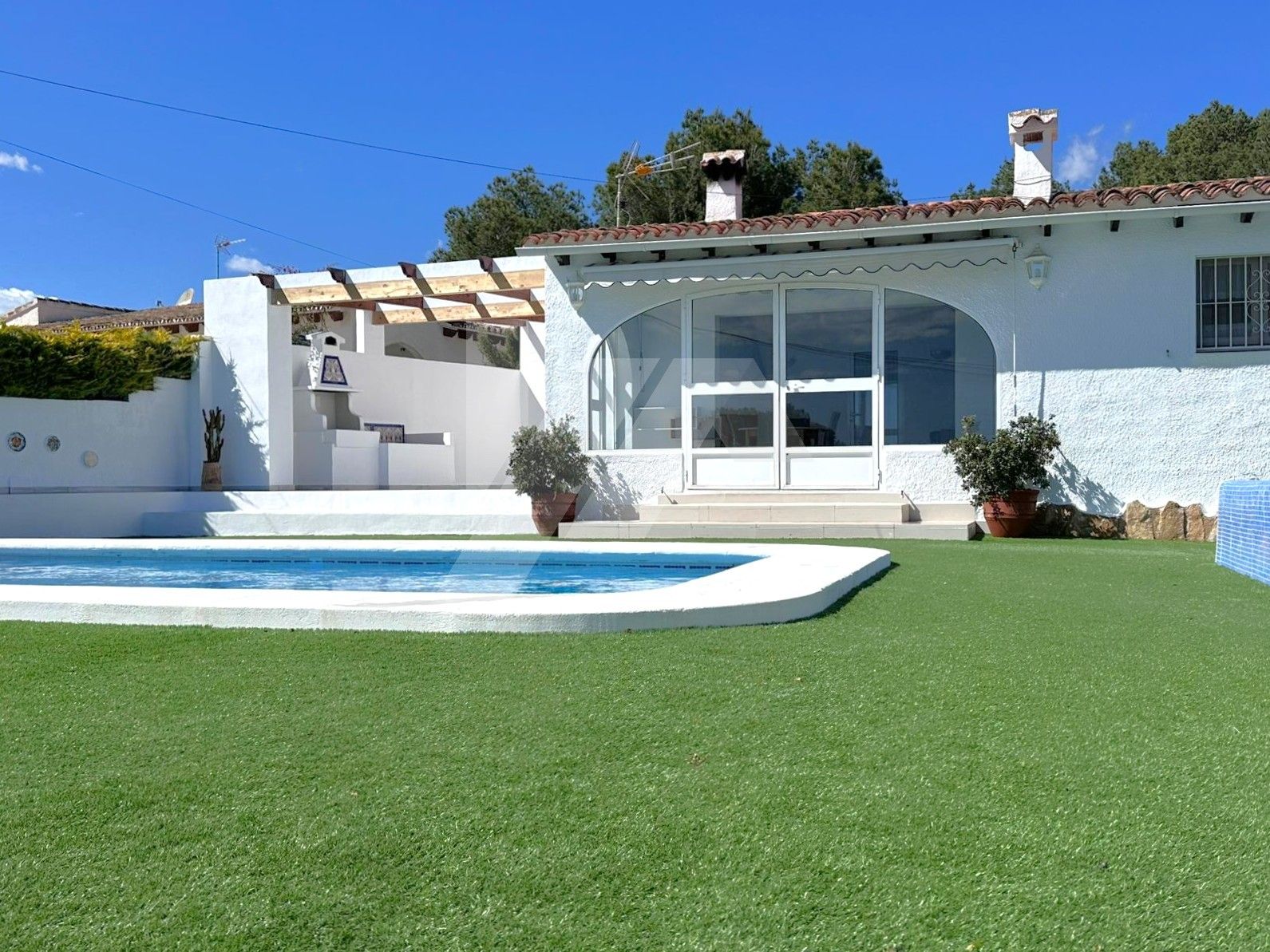Villa con vistas al mar en venta en Moraira, costa blanca.