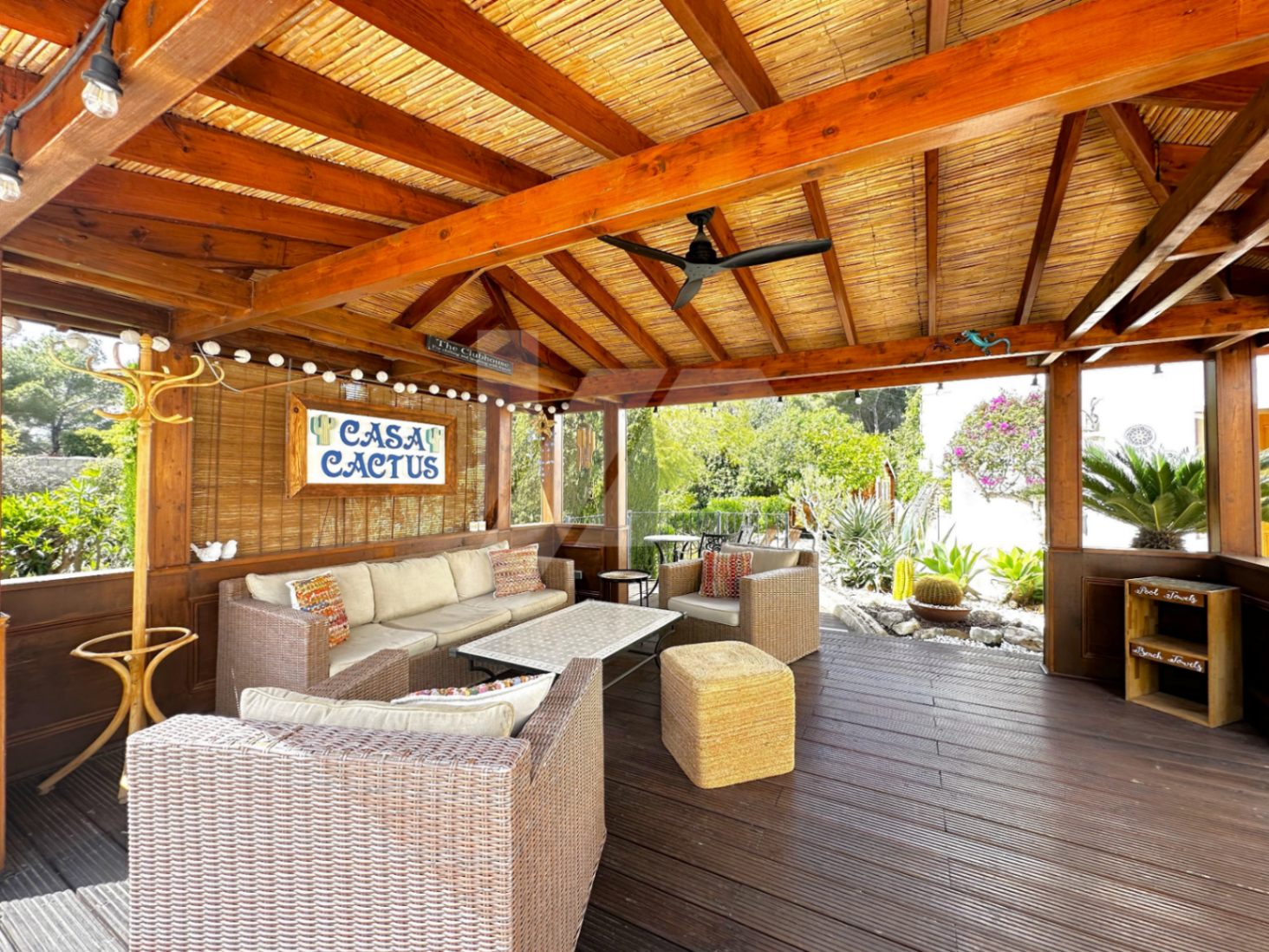 Villa en venta en Benissa Costa, Costa Blanca.