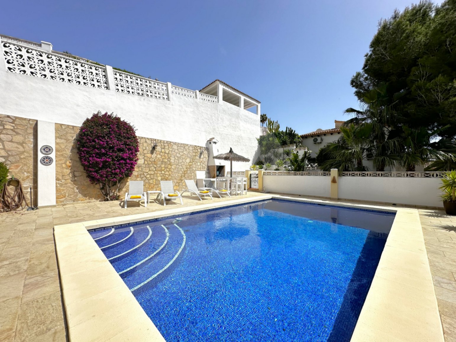 Villa en venta en Benissa Costa, Costa Blanca.