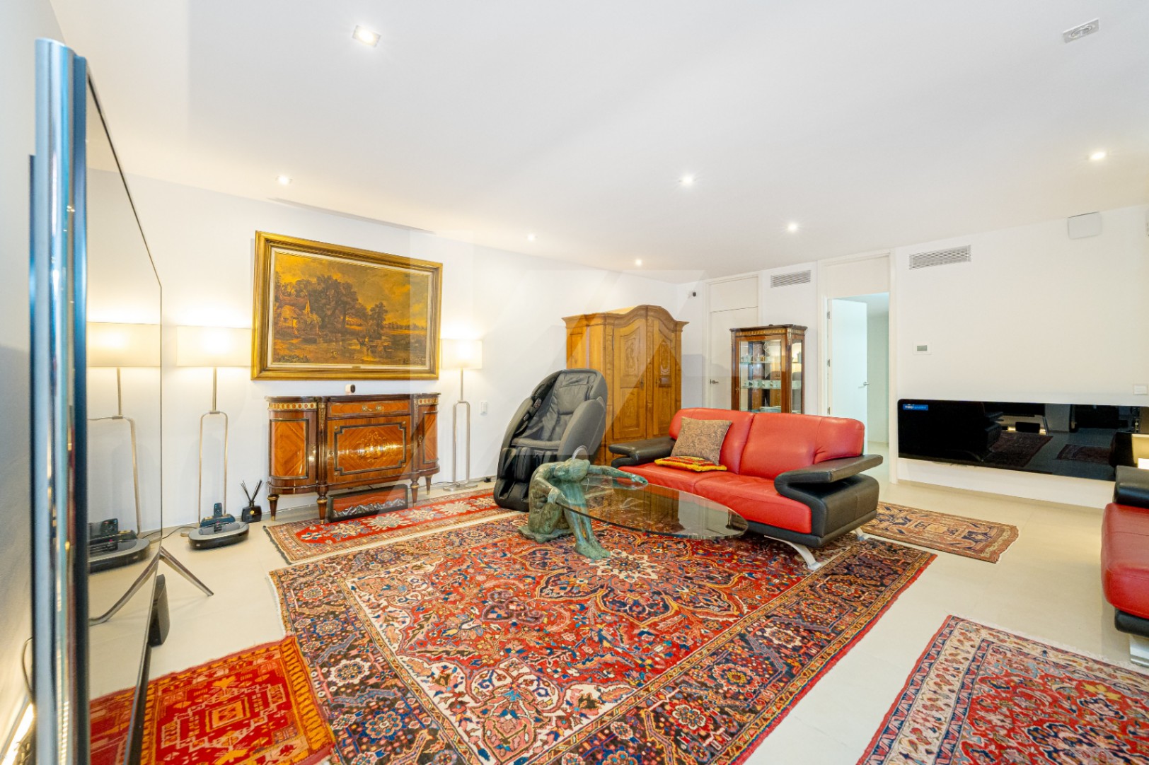 Villa moderna en venta en Moraira con vistas al mar, Costa Blanca.