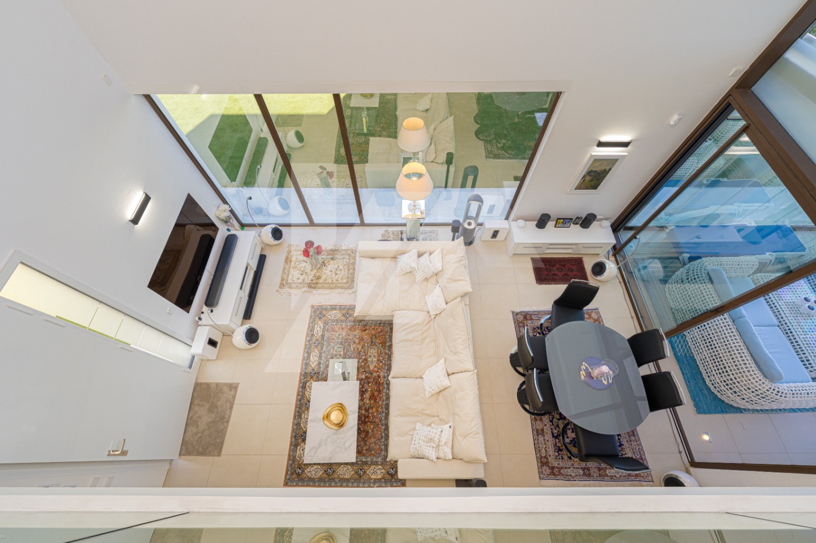 Villa moderna en venta en Moraira con vistas al mar, Costa Blanca.