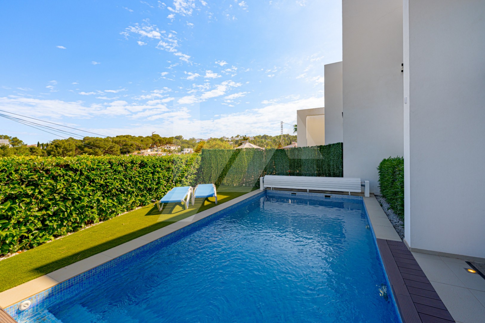 Villa moderna en venta en Moraira con vistas al mar, Costa Blanca.
