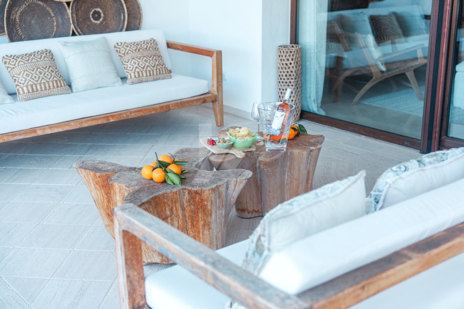 Villa de estilo Ibicenco en venta en Moraira, Costa Blanca.