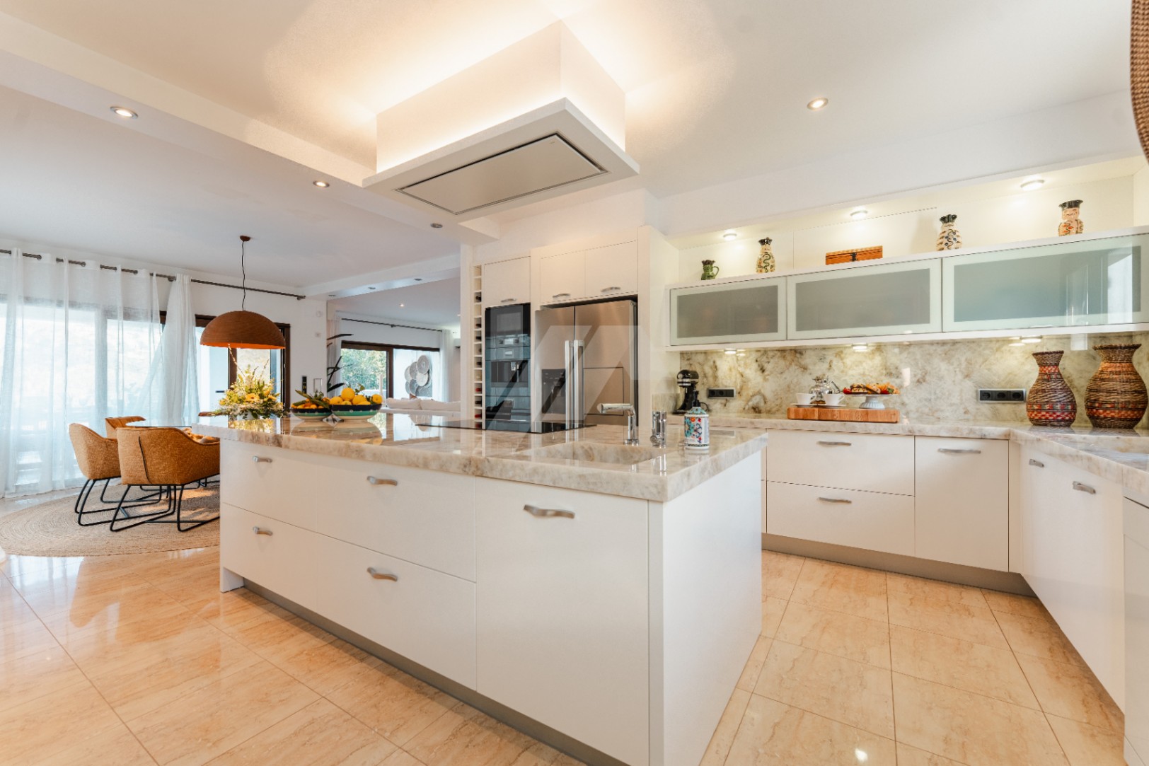 Villa de estilo Ibicenco en venta en Moraira, Costa Blanca.