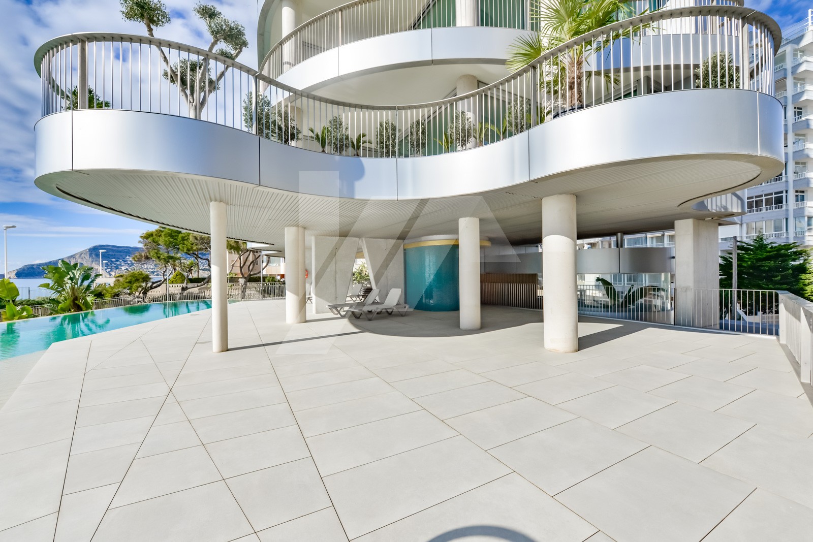 Exclusivo apartamento en venta primera línea de Calpe, Costa Blanca.