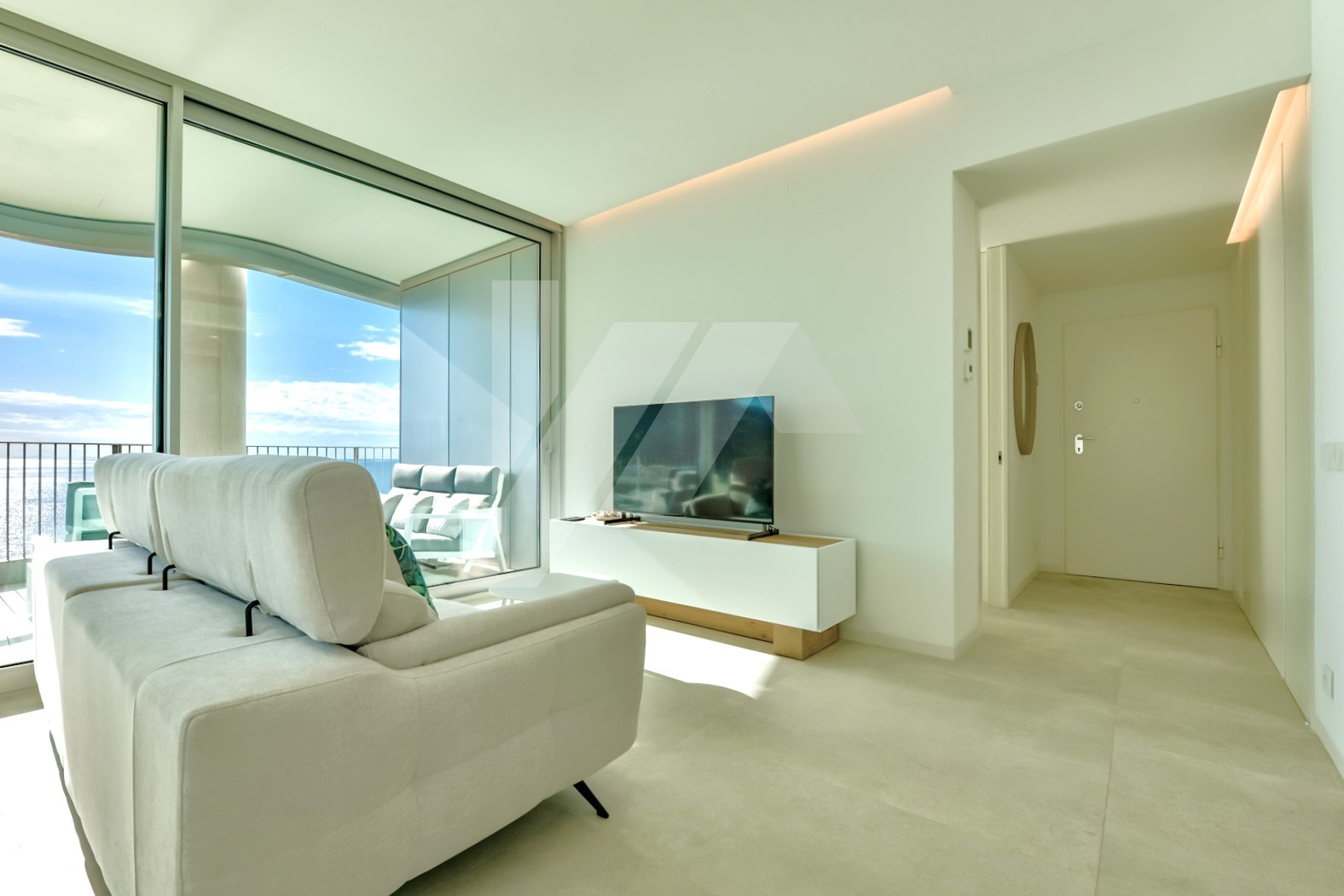 Exclusivo apartamento en venta primera línea de Calpe, Costa Blanca.