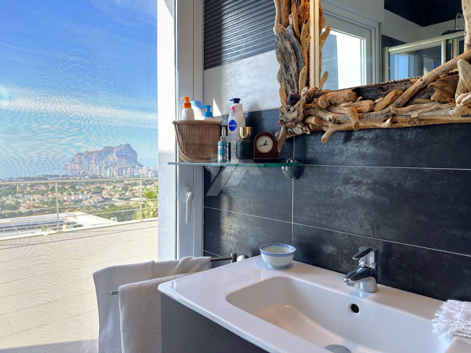Villa de lujo con vistas panorámicas en Calpe. Costa Blanca.