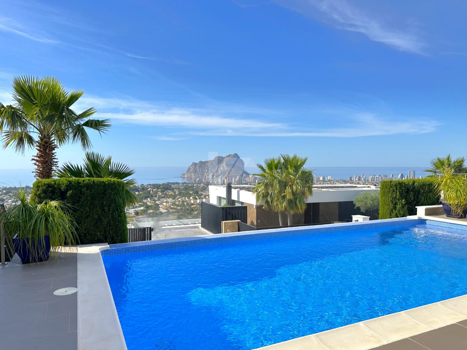 Villa de lujo con vistas panorámicas en Calpe. Costa Blanca.