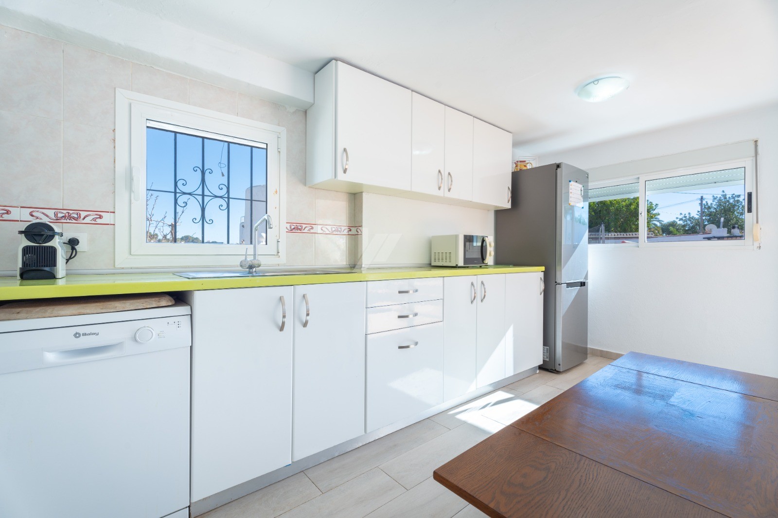 Villa en venta en Benissa Costa, Costa Blanca.