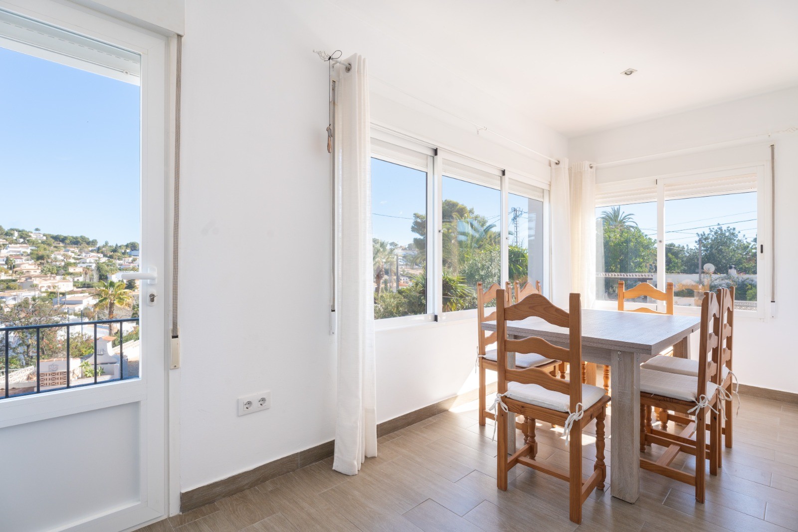 Villa en venta en Benissa Costa, Costa Blanca.