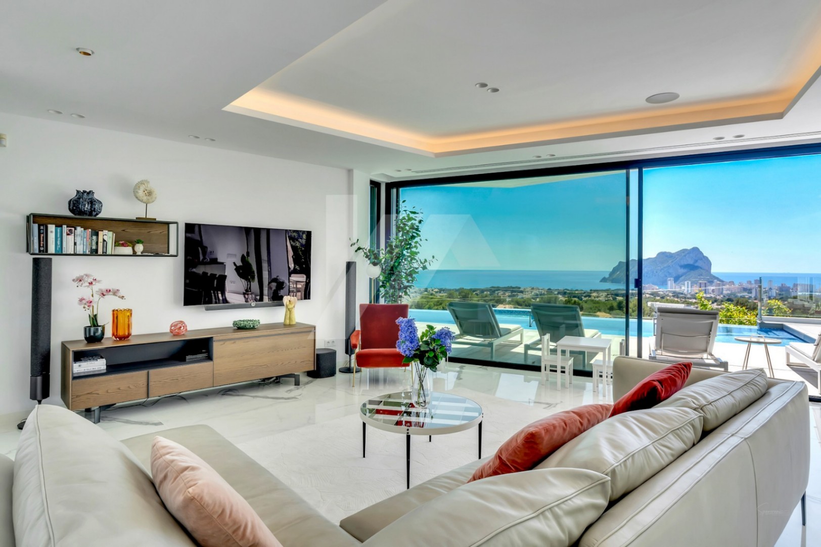 Villa de Lujo con vistas panorámicas al mar en venta en Benissa , Costa Blanca.