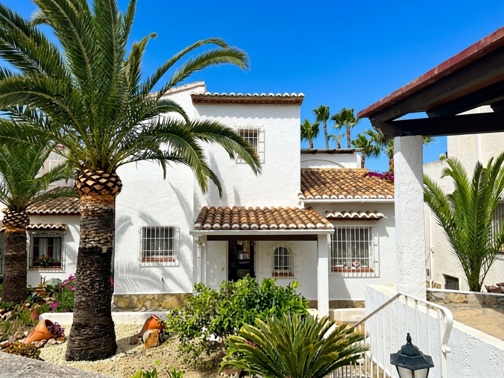 Bungalow en venta en Moraira, Costa Blanca.