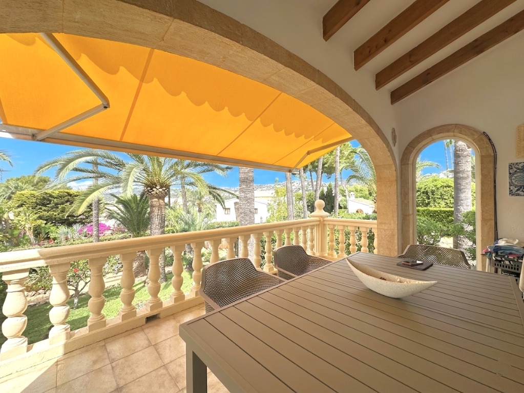 Bungalow en venta en Moraira, Costa Blanca.