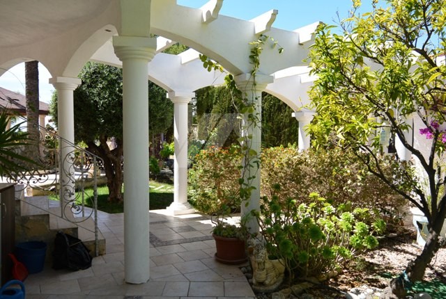 Villa para inversión en venta en Calpe, Costa Blanca.
