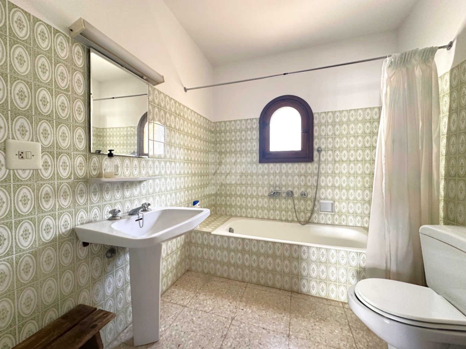Villa con vistas al mar en venta en Benissa Costa, Costa Blanca.
