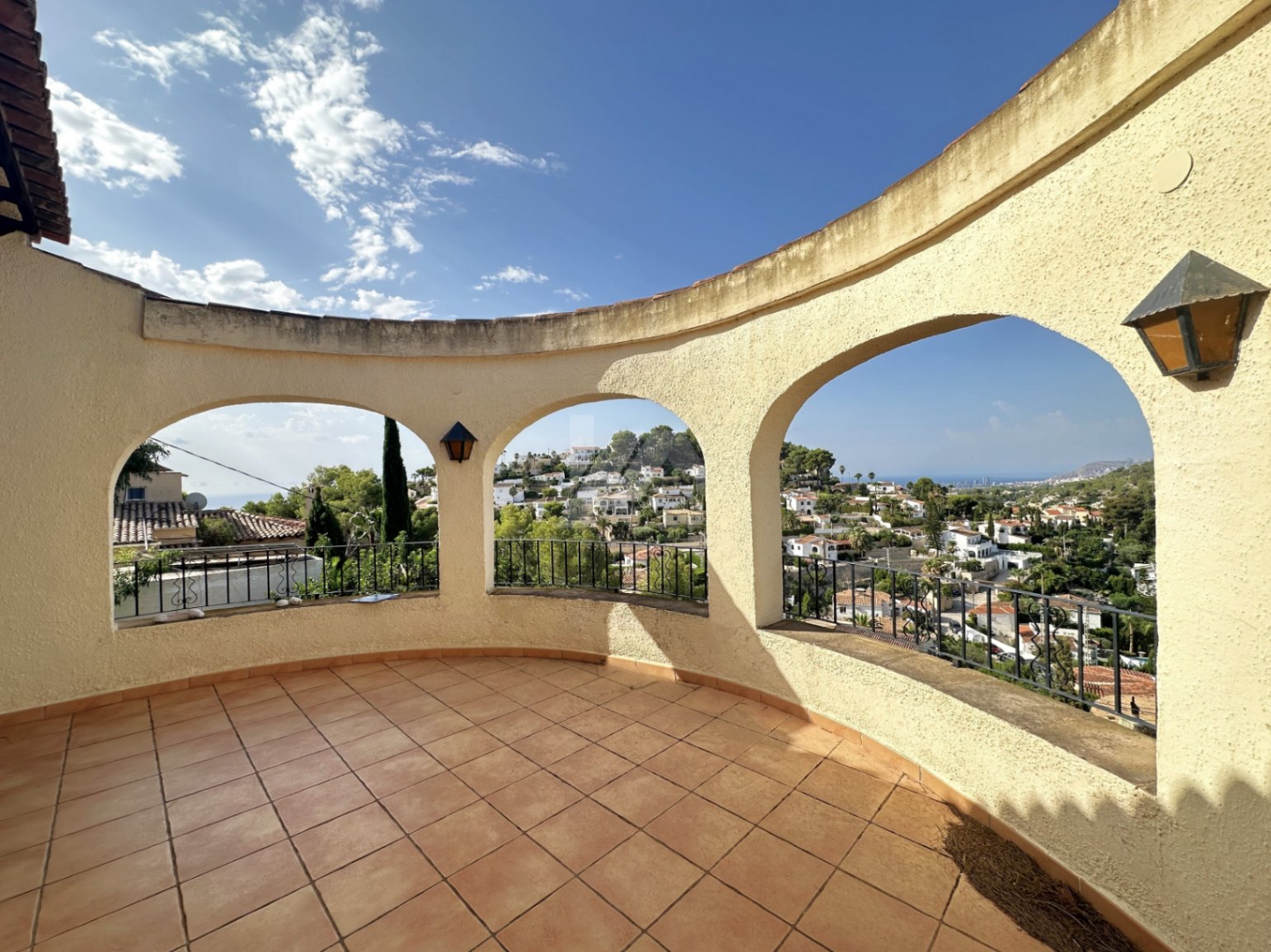 Villa con vistas al mar en venta en Benissa Costa, Costa Blanca.