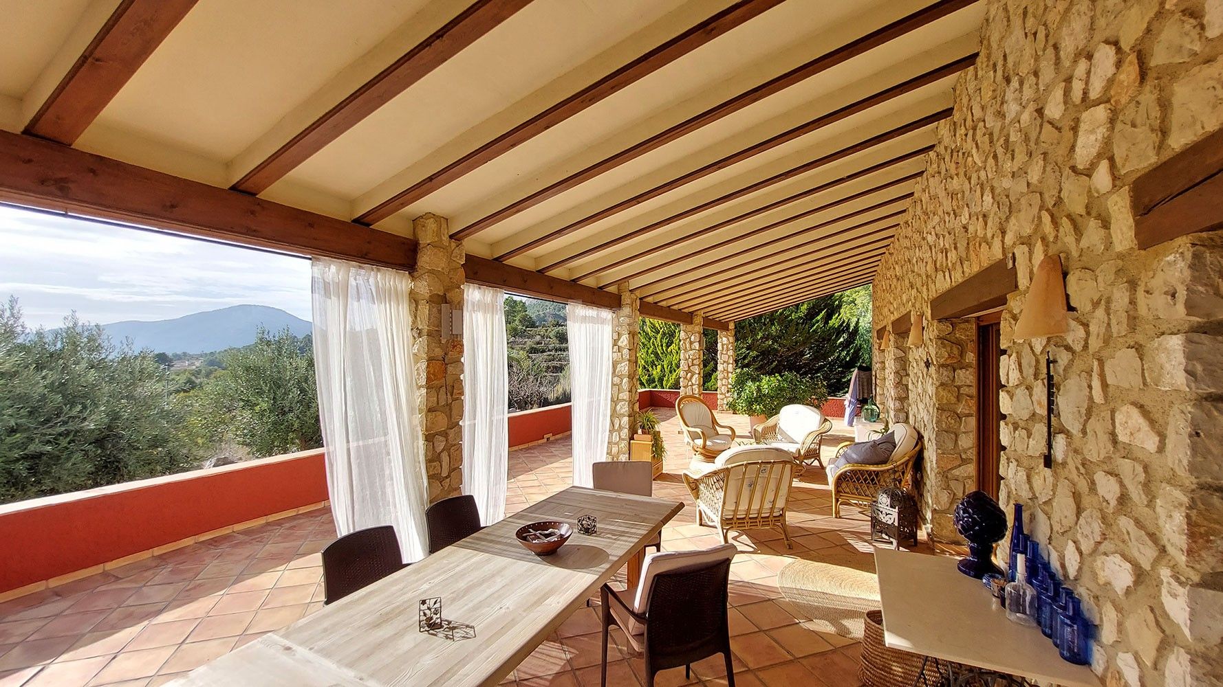 Finca rustica en venta con vistas al mar y montaña en Finestrat, Costa Blanca