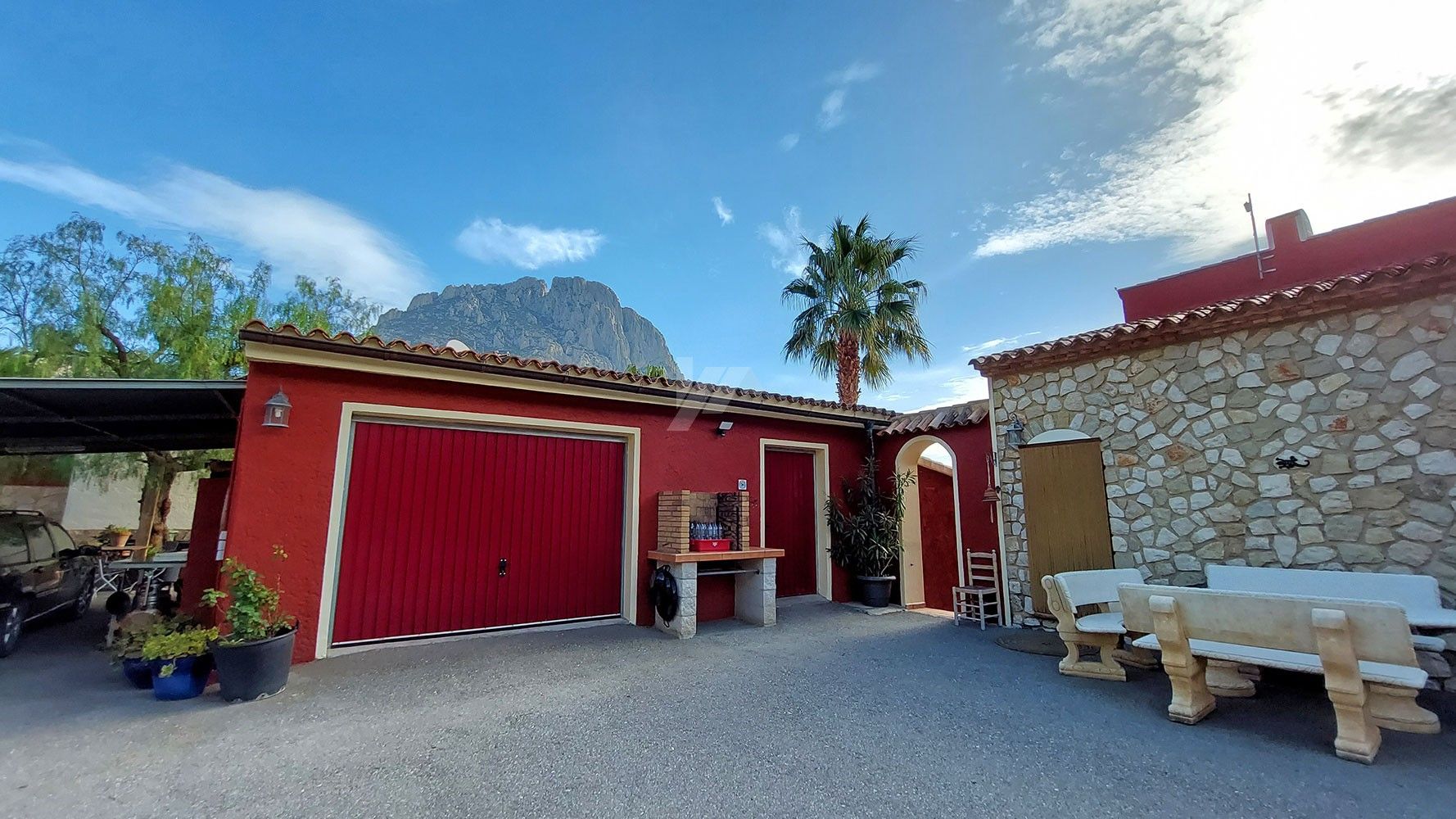Finca rustica en venta con vistas al mar y montaña en Finestrat, Costa Blanca
