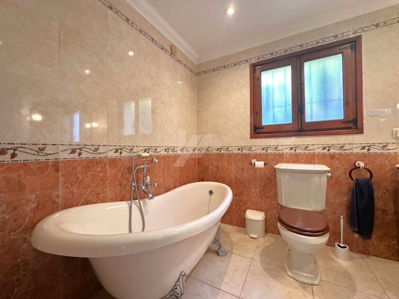 Villa en venta en Benissa Costa, Costa Blanca.