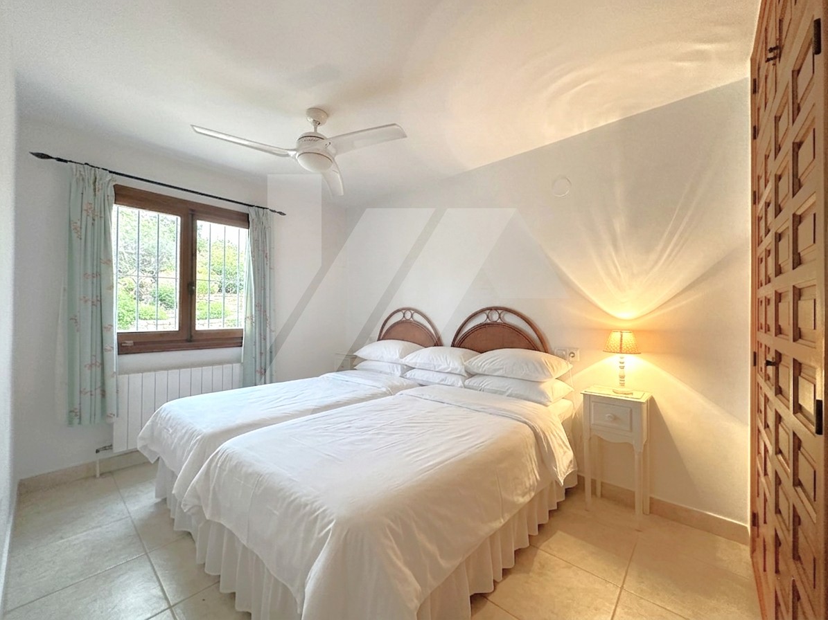 Villa en venta en Benissa Costa, Costa Blanca.