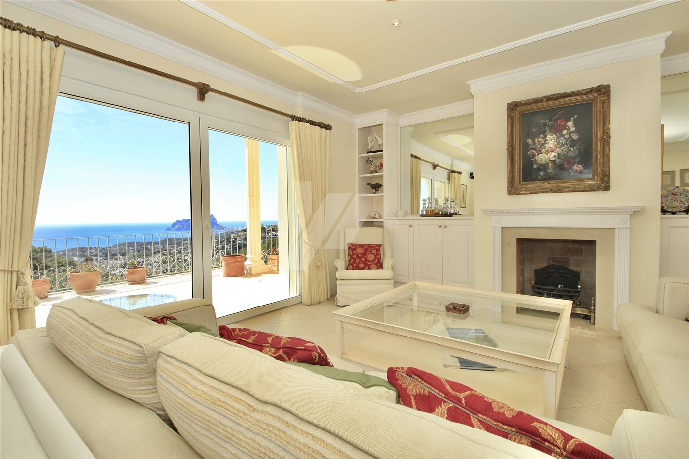 Villa de lujo en venta con vistas panorámicas al mar en Moraira, Costa Blanca.