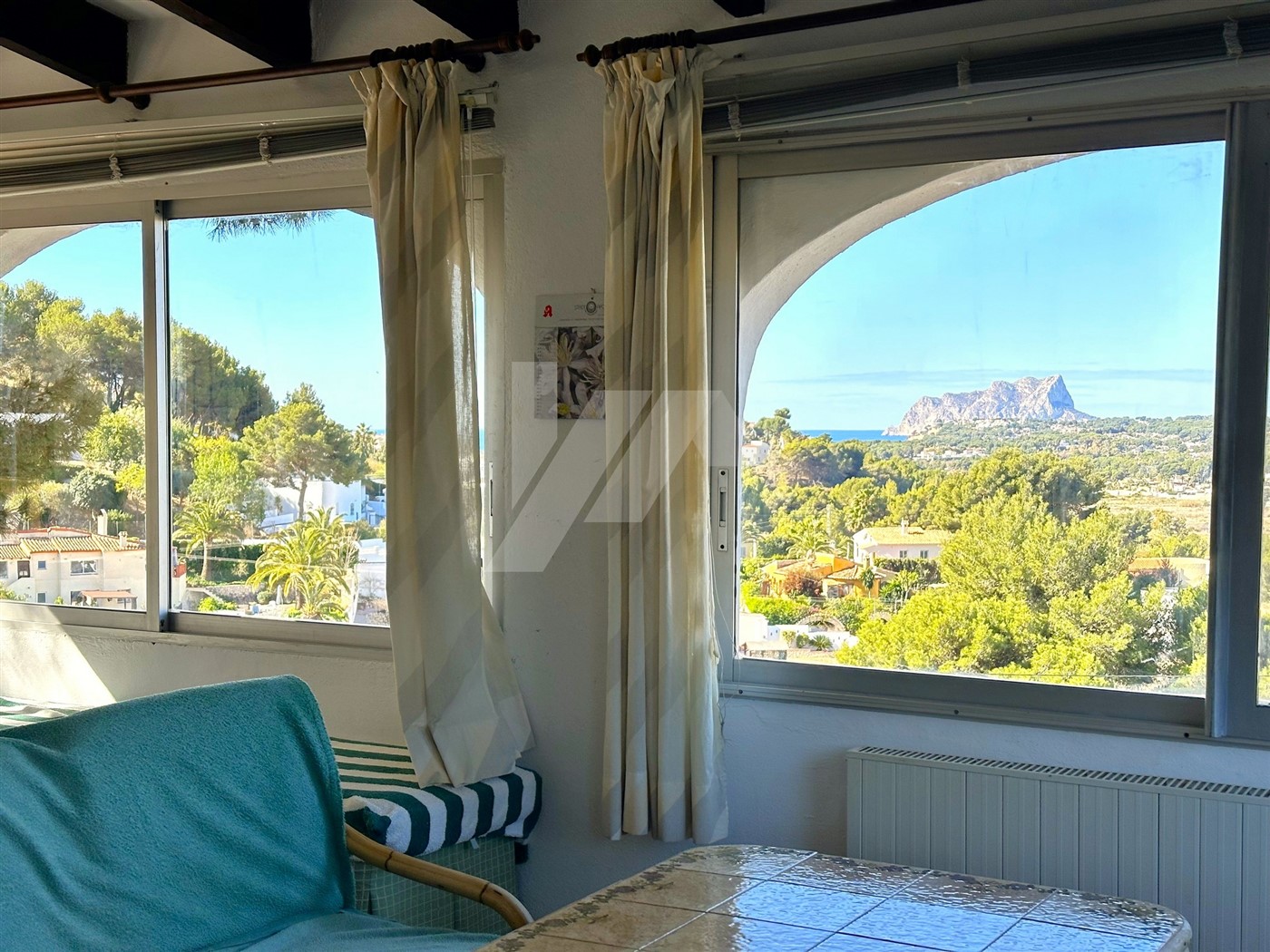 Villa en venta con vistas al mar en Moraira, costa blanca.