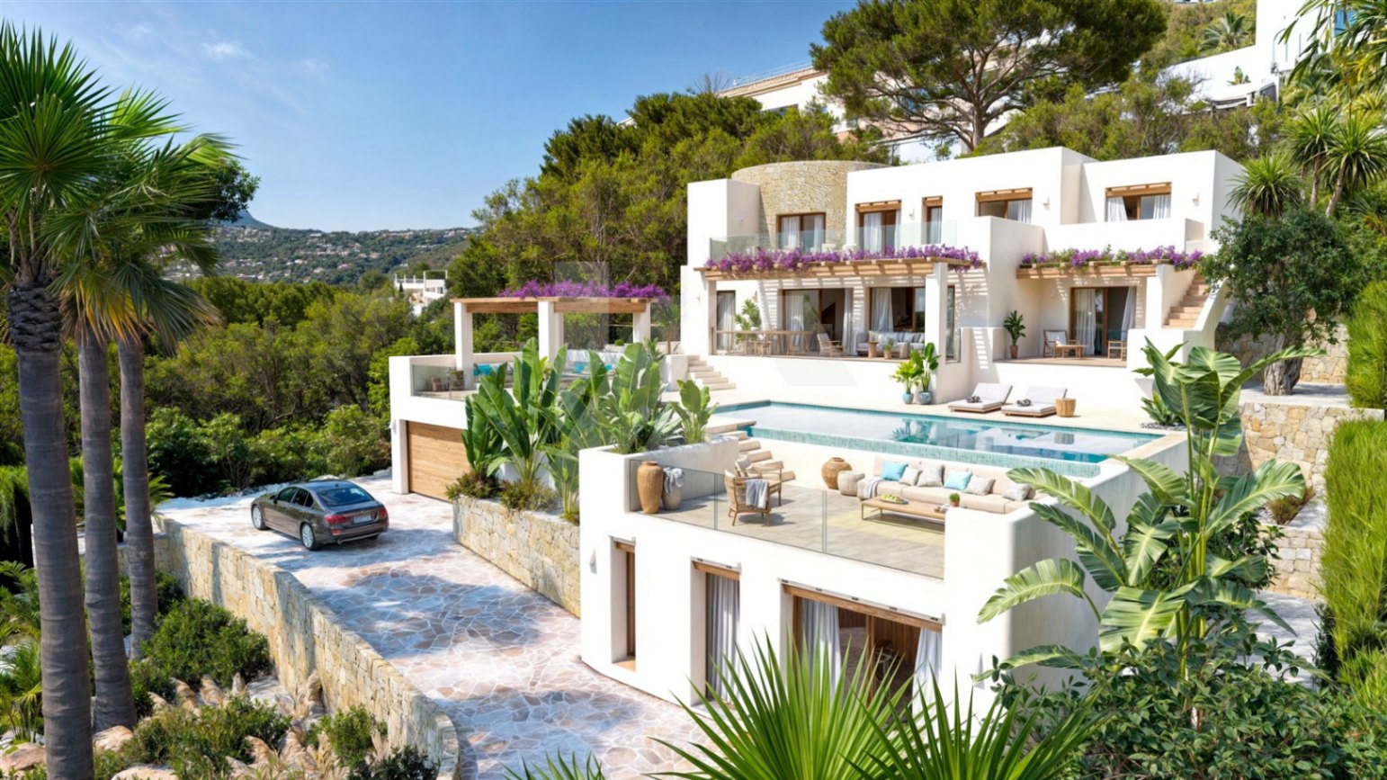 Villa con vistas panorámicas al mar en venta en Moraira, Costa Blanca.