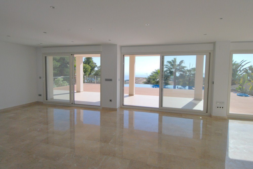 Luxury villa with sea views for sale in Moraira, San Jaime