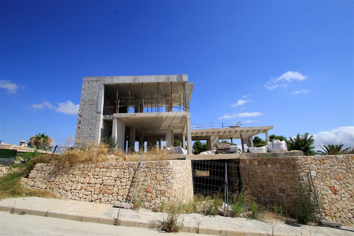 Nueva construcción en venta en Moraira, vistas al mar.