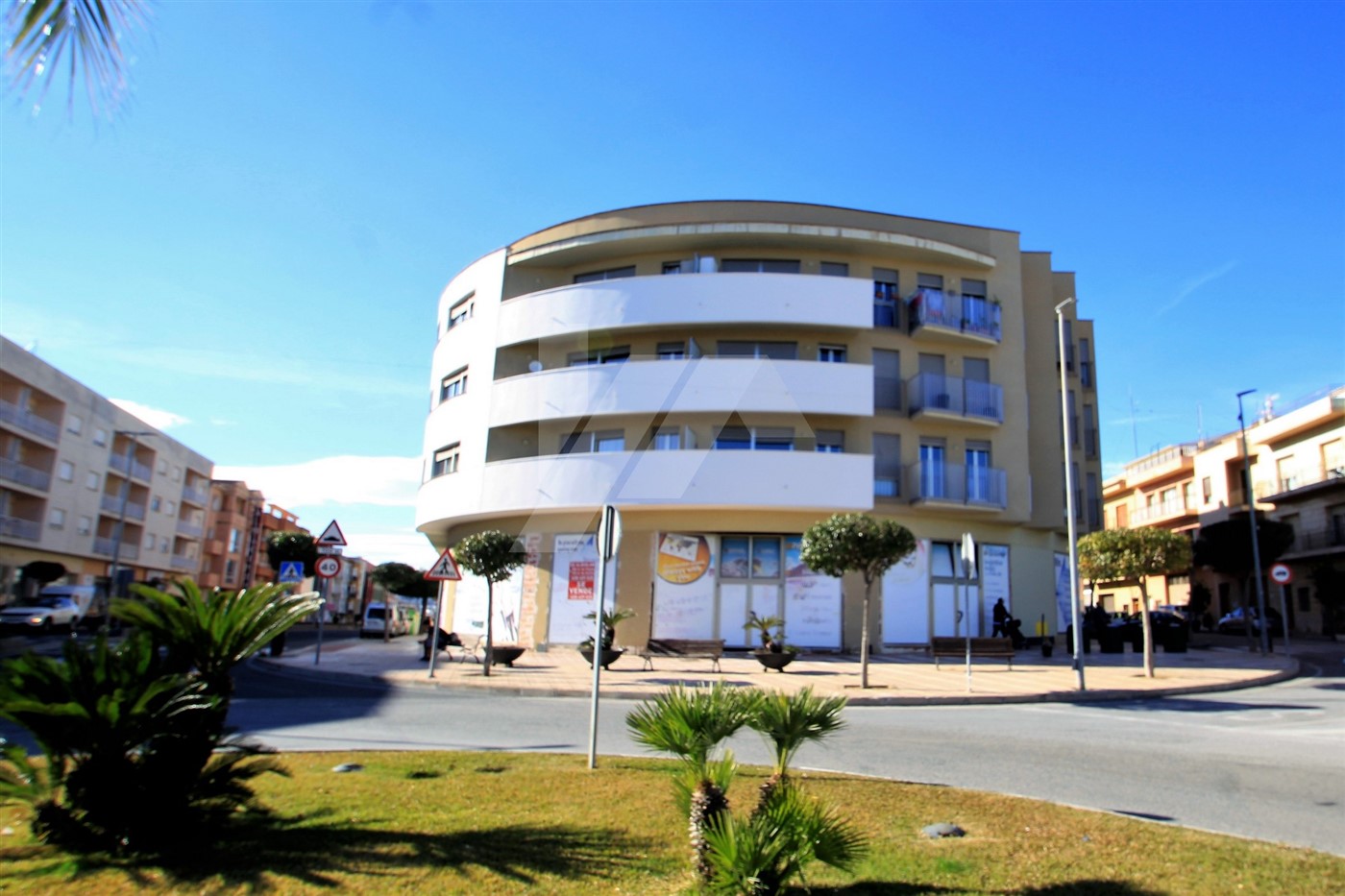 Local comercial en venta en Teulada, Costa Blanca.